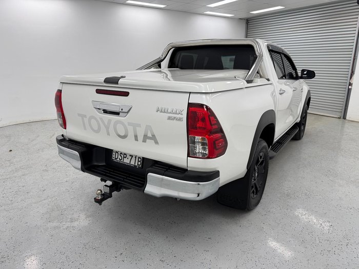 2017 Toyota Hilux SR5 GUN126R 4X4 Dual Range Crystal Pearl