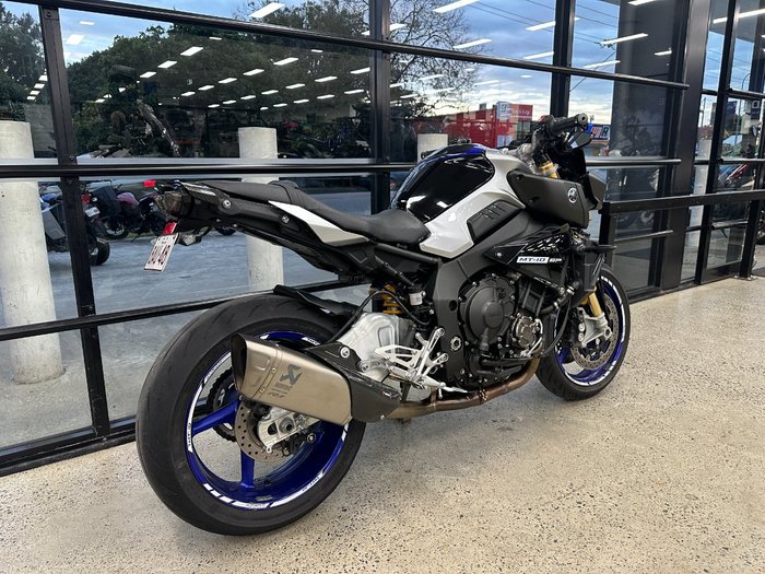 2017 Yamaha MT-10SP BLUE