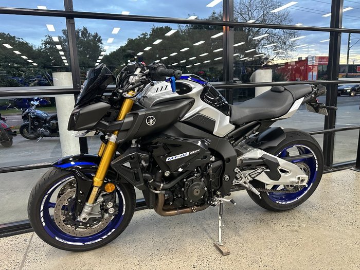 2017 Yamaha MT-10SP BLUE
