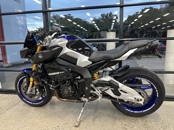 2017 Yamaha MT-10SP BLUE