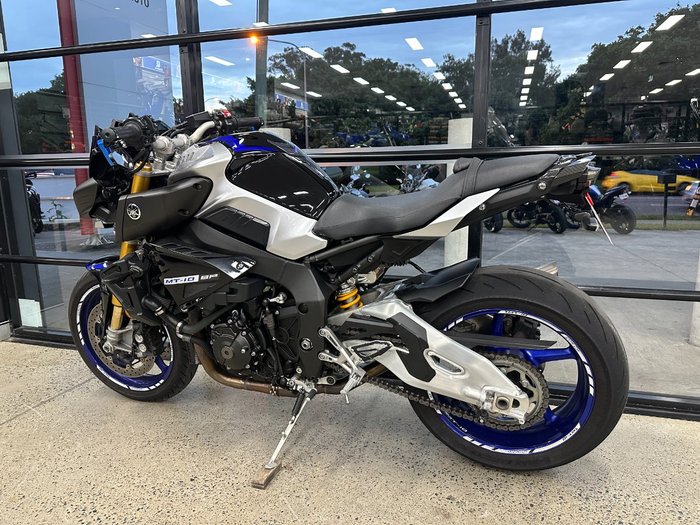 2017 Yamaha MT-10SP BLUE