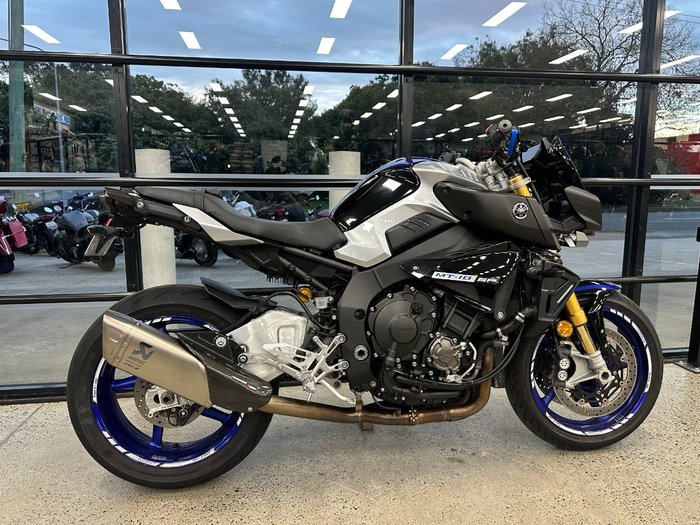 2017 Yamaha MT-10SP BLUE