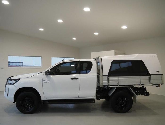 2020 Toyota Hilux SR