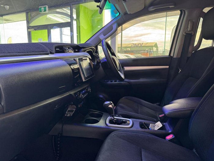 2018 Toyota Hilux SR5