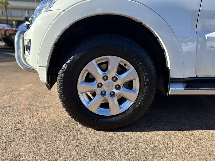 2020 Mitsubishi Pajero GLX