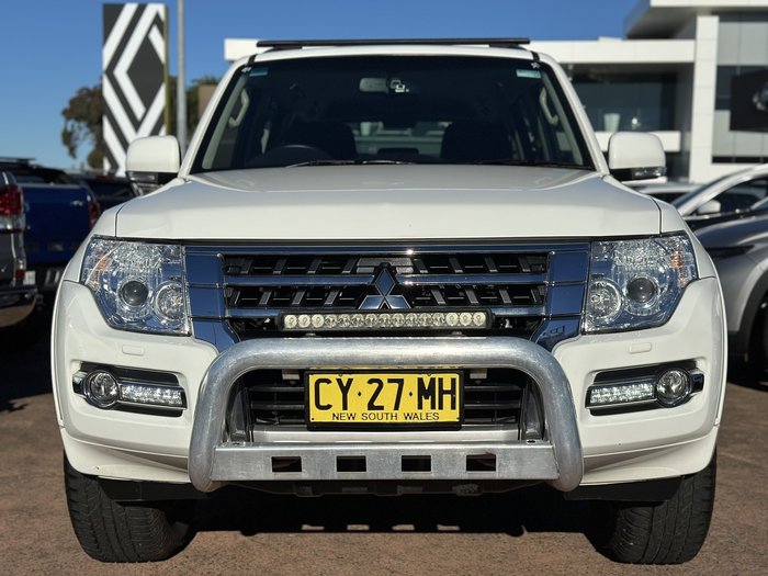 2020 Mitsubishi Pajero GLX