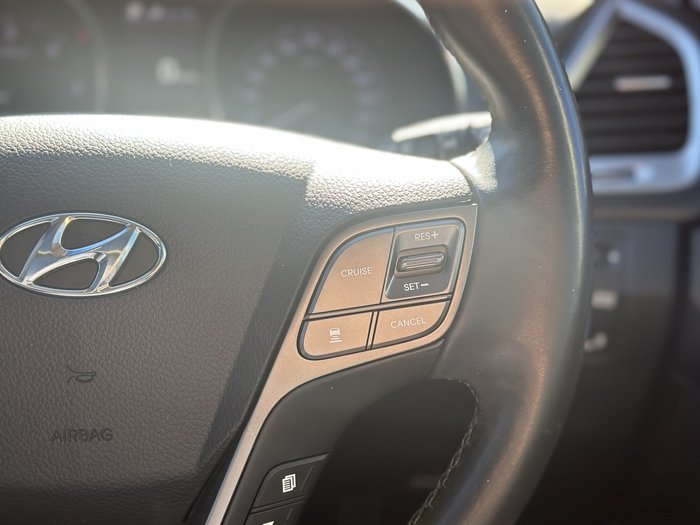 2017 Hyundai Santa Fe Highlander