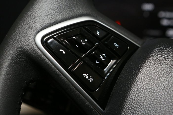 2024 Mahindra XUV700 AX7L Black Edition