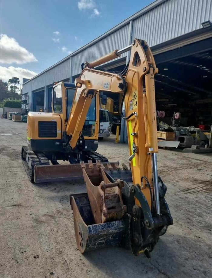 2022 Hyundai R60cr-9 Yellow