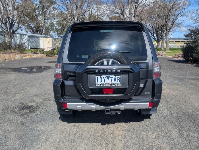 2014 Mitsubishi Pajero GLX