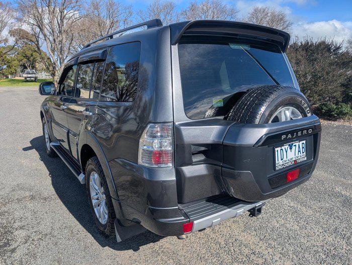 2014 Mitsubishi Pajero GLX