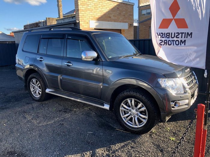 2014 Mitsubishi Pajero GLX