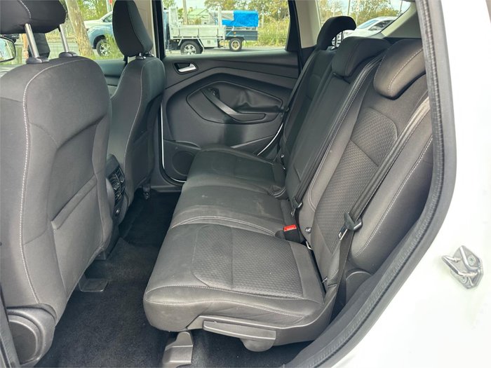 2017 FORD ESCAPE AMBIENTE (FWD)