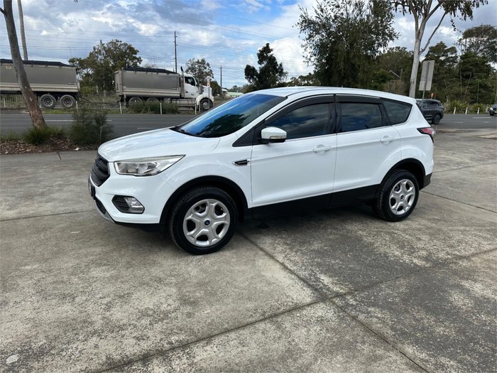 2017 FORD ESCAPE AMBIENTE (FWD)