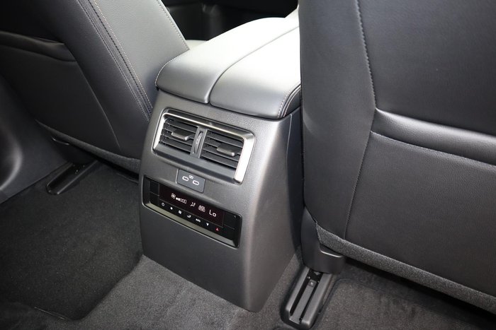 2025 Mazda CX-80 P50e Touring