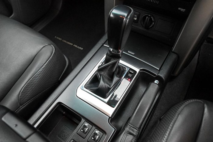2012 Toyota Landcruiser Prado VX
