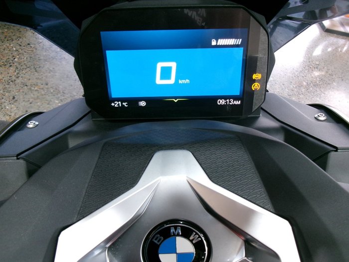 2025 BMW Motorrad C 400 X ION KALAMATA METALLIC MATT