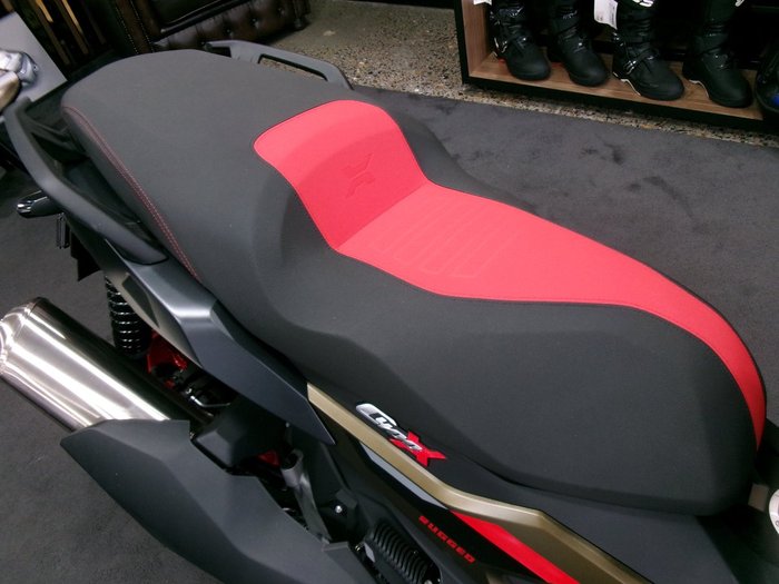 2025 BMW Motorrad C 400 X ION KALAMATA METALLIC MATT