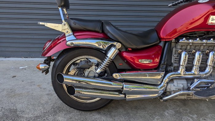 2004 Triumph ROCKET III Red