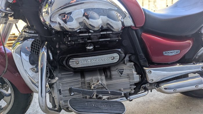 2004 Triumph ROCKET III Red