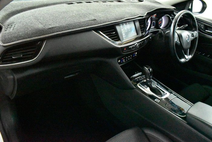 2018 Holden Commodore RS
