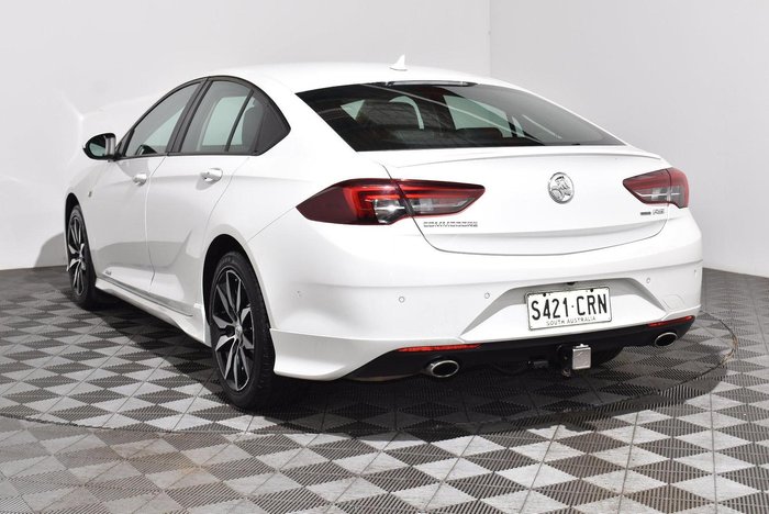 2018 Holden Commodore RS