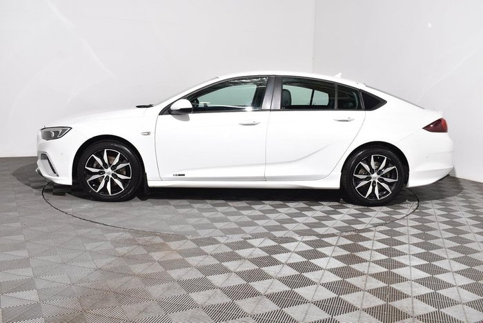 2018 Holden Commodore RS