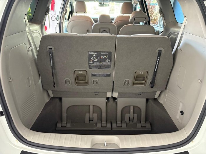 2020 Kia Carnival Si
