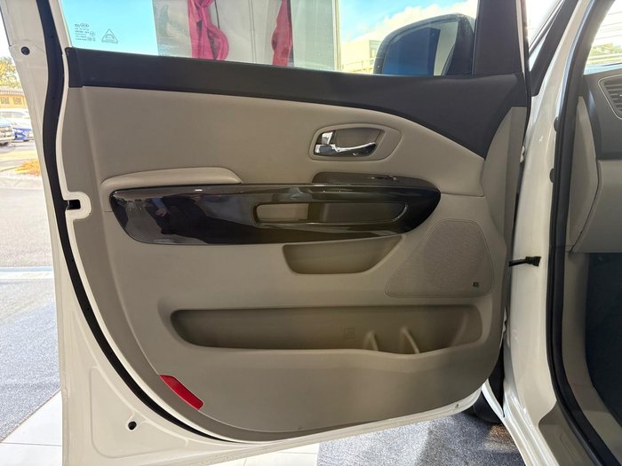 2020 Kia Carnival Si