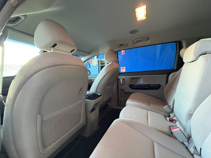 2020 Kia Carnival Si