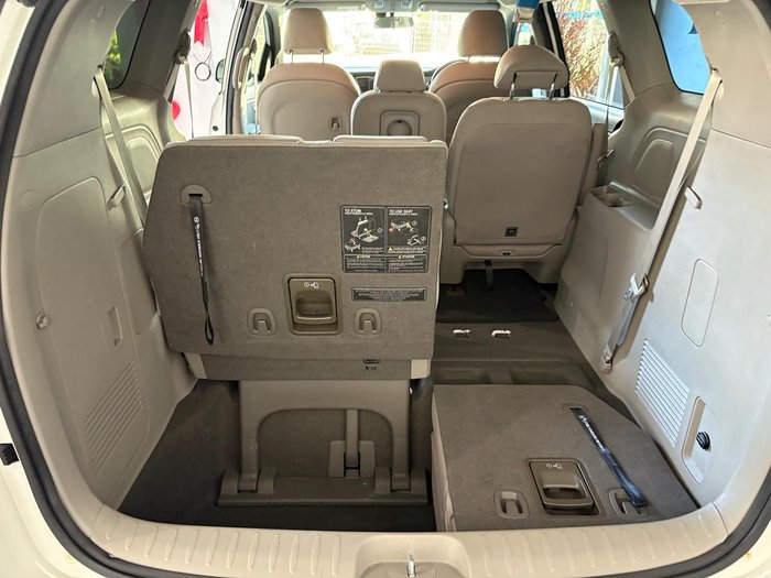 2020 Kia Carnival Si