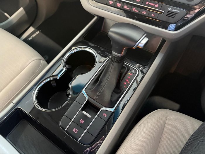 2020 Kia Carnival Si