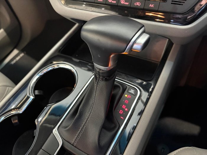 2020 Kia Carnival Si