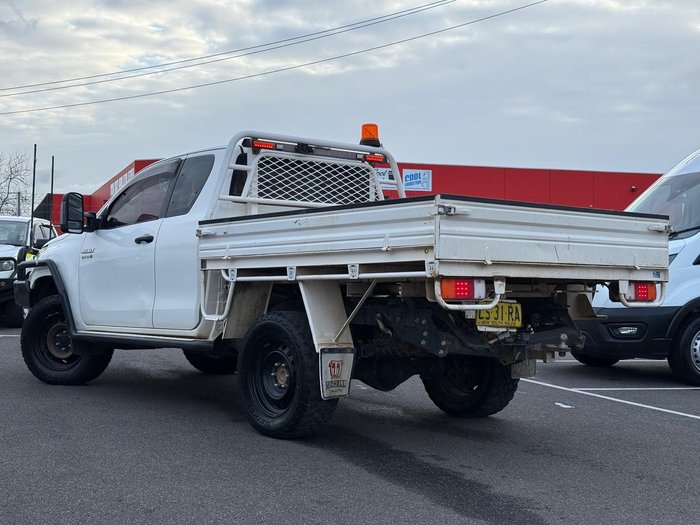 2019 Toyota Hilux SR