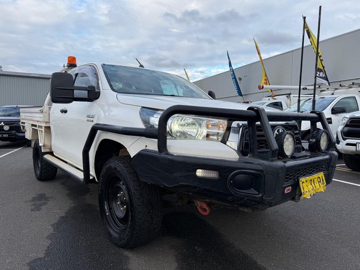 2019 Toyota Hilux SR