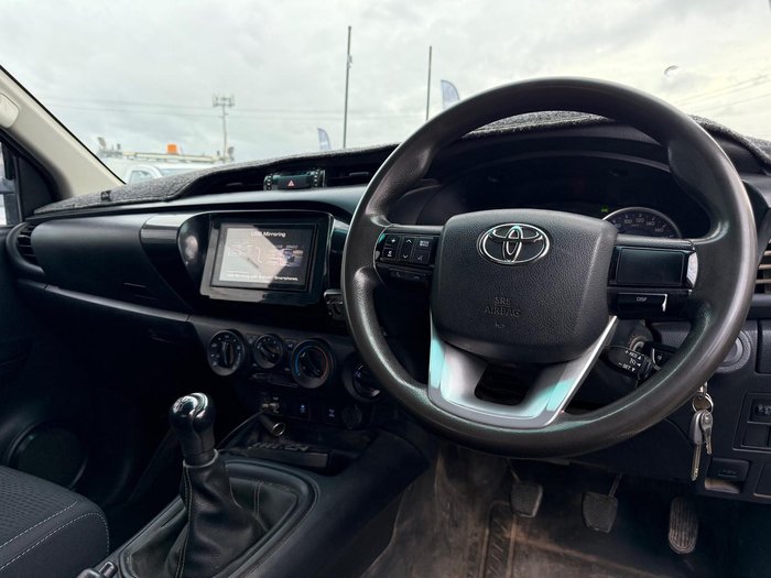 2019 Toyota Hilux SR