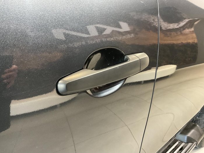 2023 Mitsubishi Triton GLX+