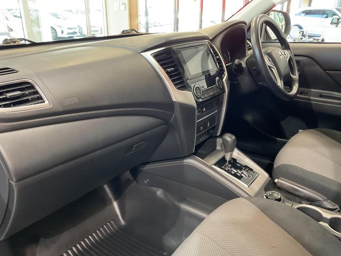 2023 Mitsubishi Triton GLX+