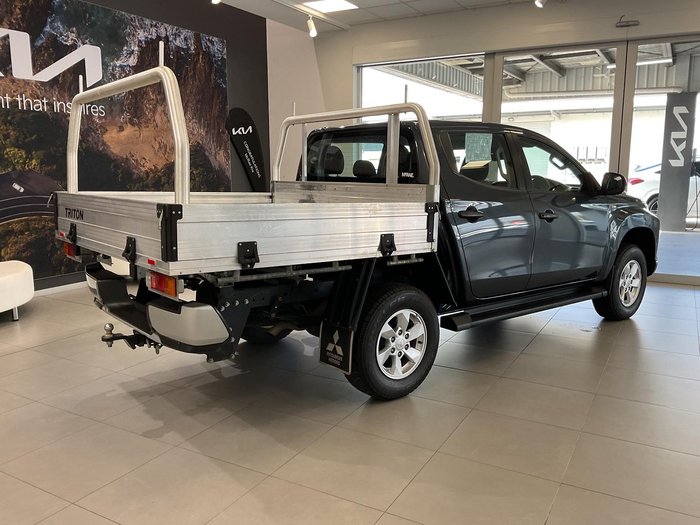 2023 Mitsubishi Triton GLX+