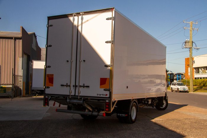 2025 Isuzu F Series FRR 110-240 White