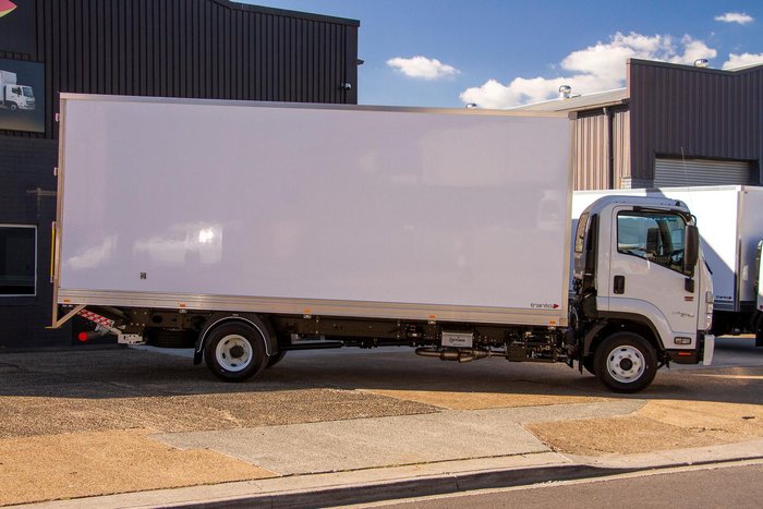 2025 Isuzu F Series FRR 110-240 White