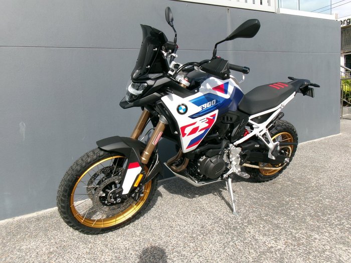 2025 BMW Motorrad F 900 GS ENDURO LIGHT WHITE/RACING BLUE METALLIC/RACING RED