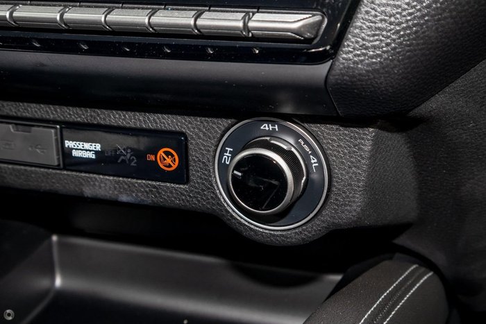 2025 Mazda BT-50 GT