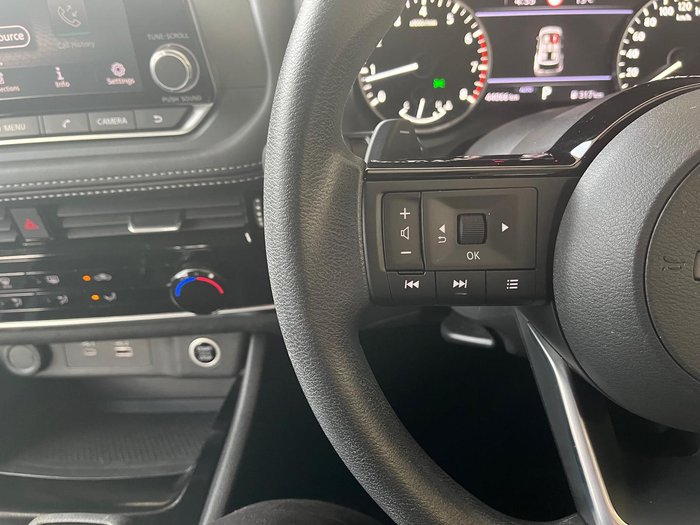 2023 Nissan X-TRAIL ST