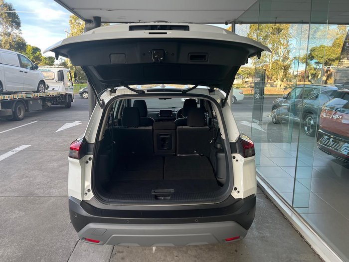 2023 Nissan X-TRAIL ST