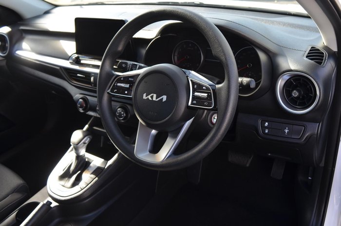 2024 Kia Cerato S