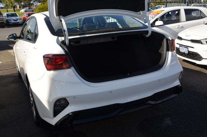 2024 Kia Cerato S