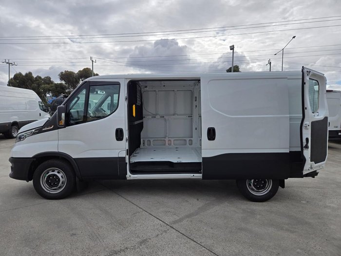 2025 Iveco Daily 35S18V
