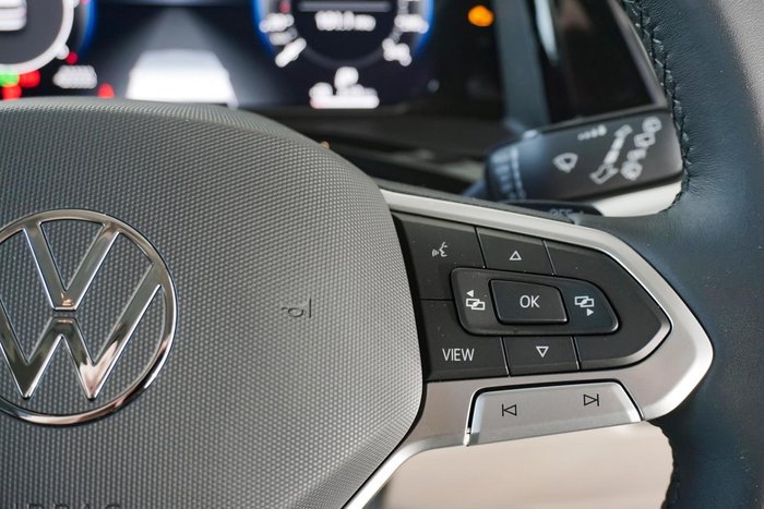 2025 Volkswagen Multivan TDI360 Life