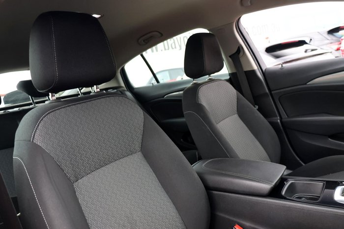 2018 Holden Commodore LT